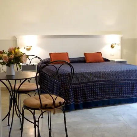 Canada Otel Floransa