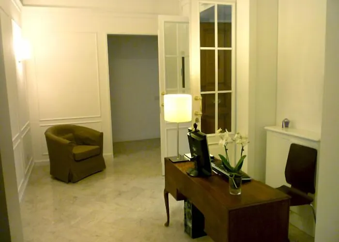 Hotel Canada *